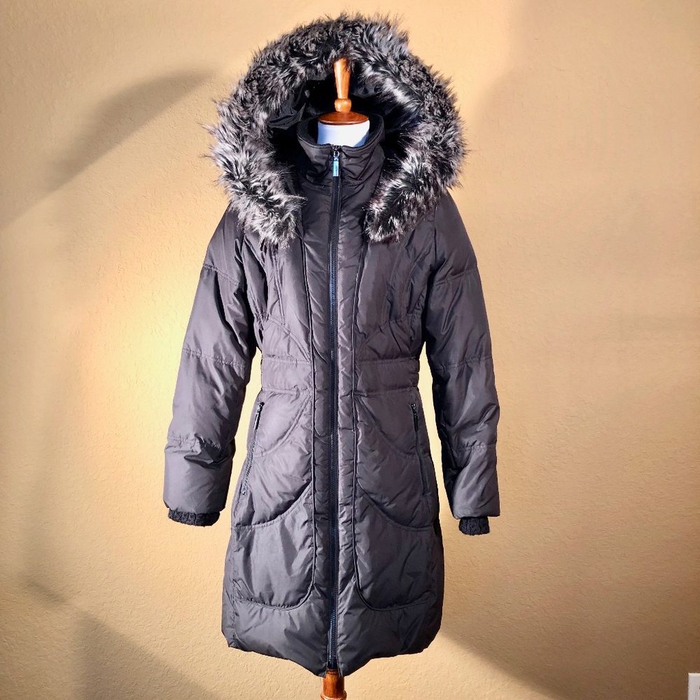 Bernardo long winter puffer coat w/ fur trim hood